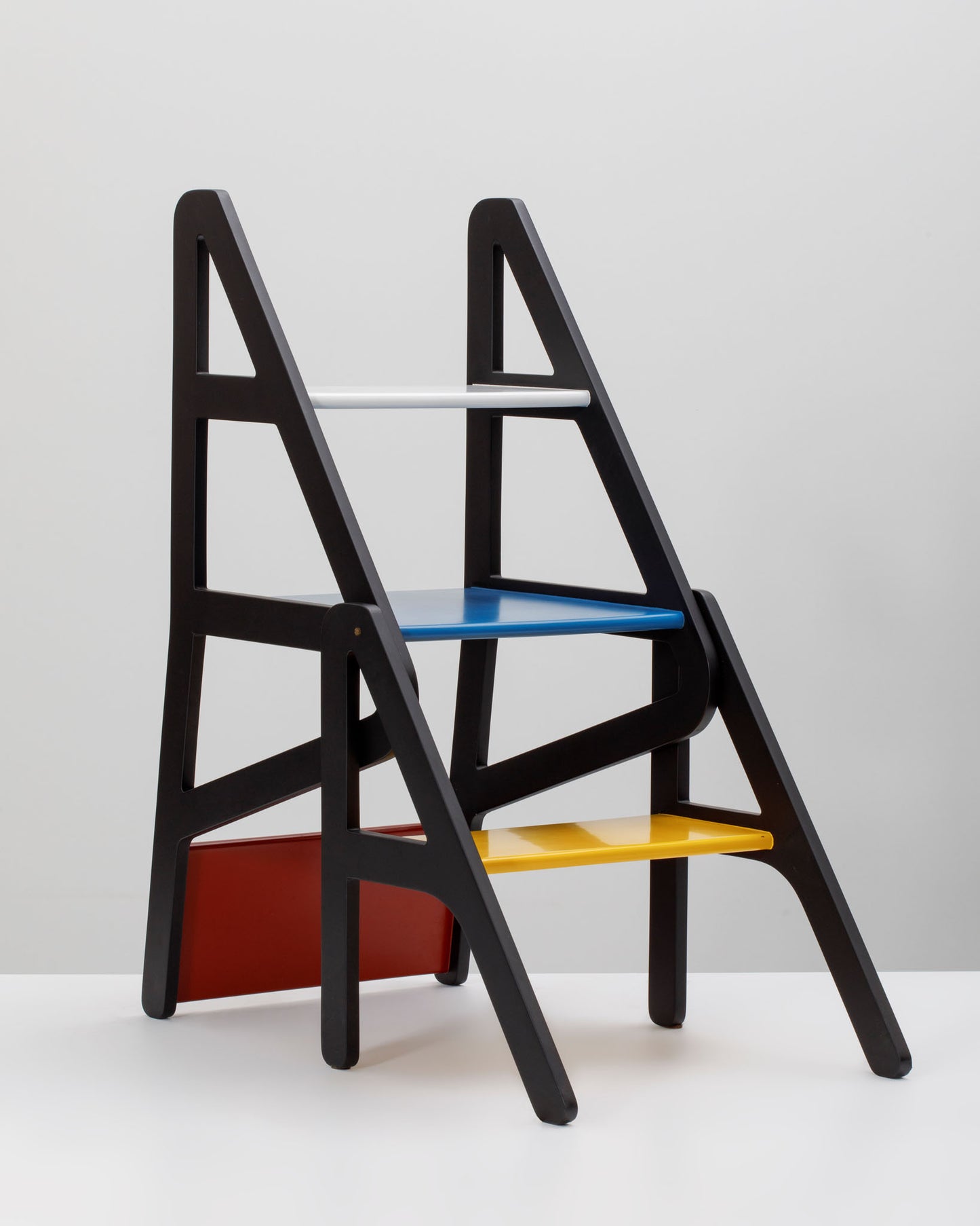 STEPLADDER CHAIR